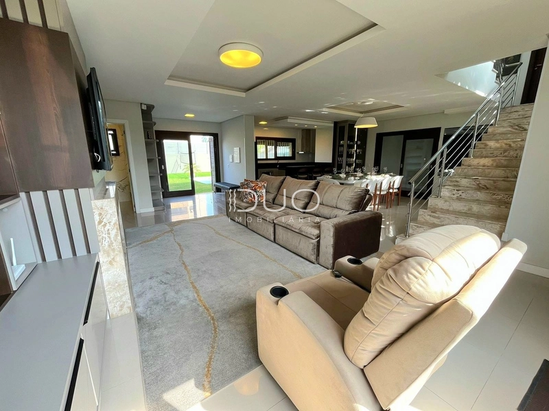 CASA EM XANGRI-LÁ: 5ª foto da galeria de imagens do imóvel