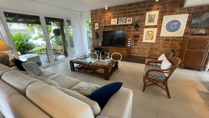 CASA NO CONDOMÍNIO LAS DUNAS EM XANGRI-LÁ: 1ª foto da galeria de imagens do imóvel