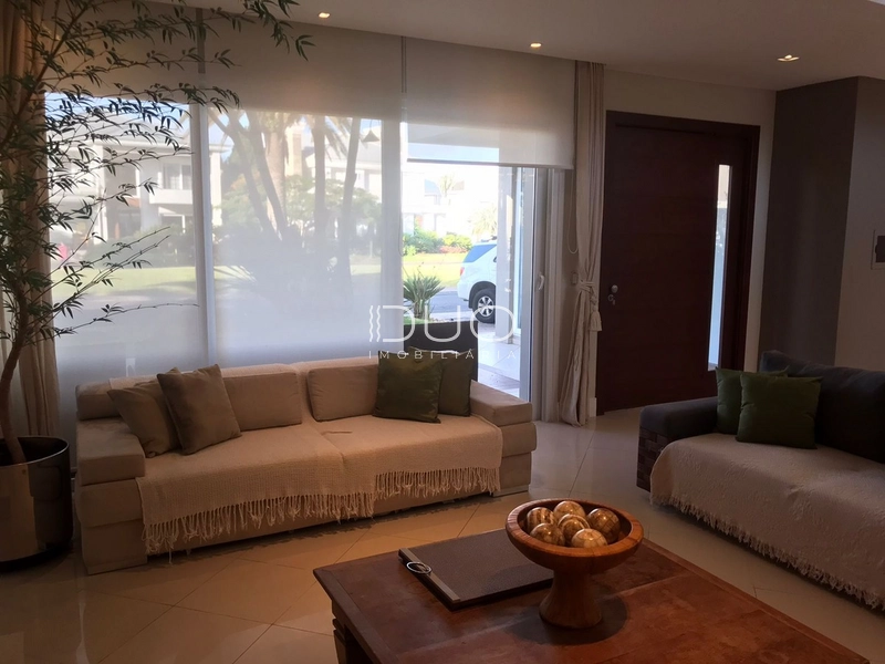 CASA NO CONDOMÍNIO LAS DUNAS EM XANGRI-LÁ: 7ª foto da galeria de imagens do imóvel