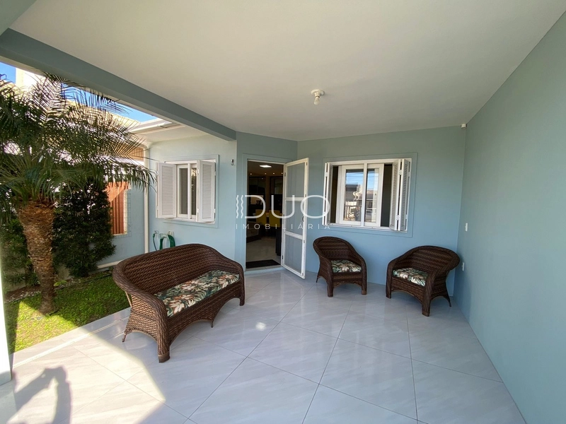 CASA NO CENTRO DE XANGRI-LÁ: 3ª foto da galeria de imagens do imóvel