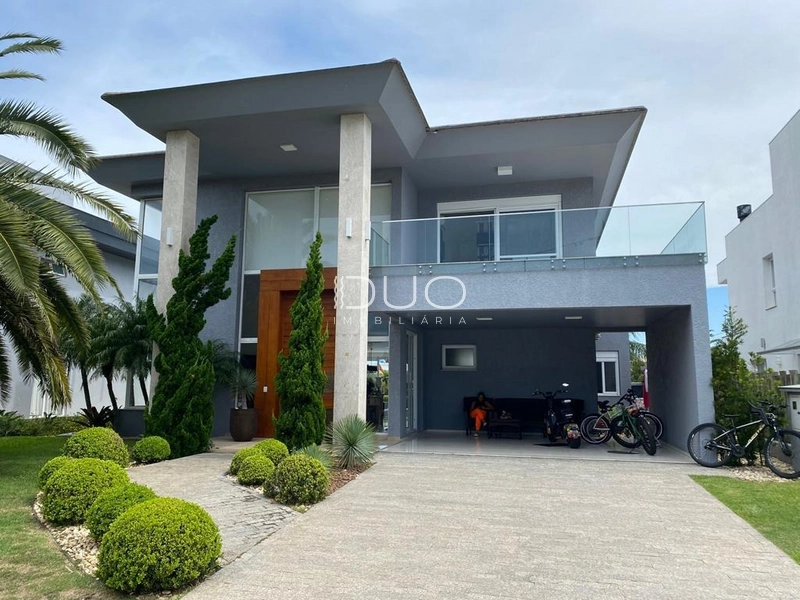 CASA NO CONDOMÍNIO VILLAGIO DE ATLÂNTIDA: 1ª foto da galeria de imagens do imóvel