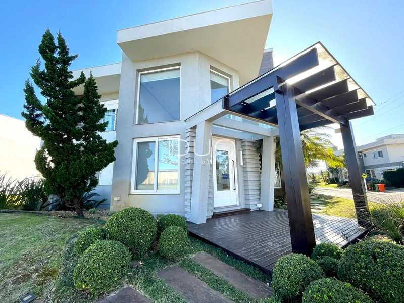 CASA NO CONDOMÍNIO CONDADO DE CAPÃO