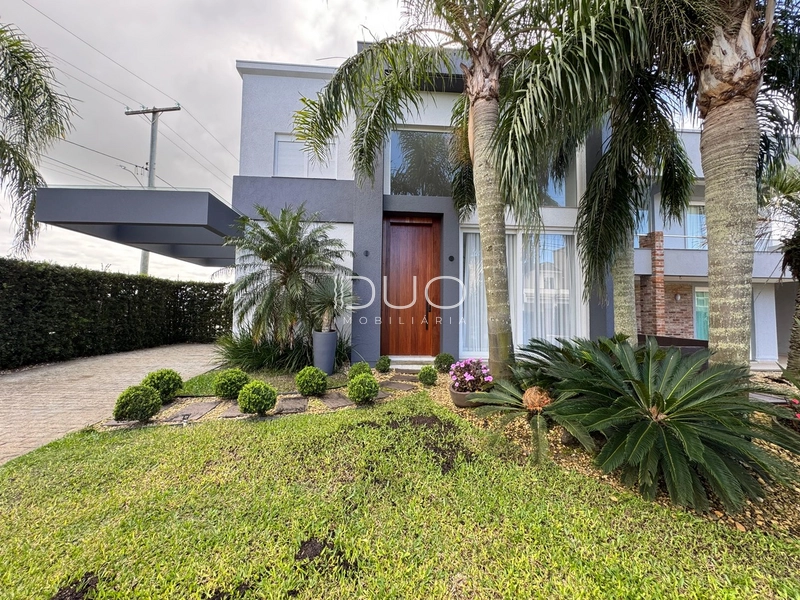 SOBRADO NO CONDOMINÍO LAS PALMAS EM XANGRI-LÁ