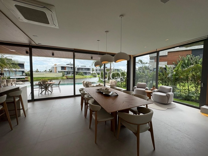 SOBRADO NO CONDOMÍNIO SENSE EM XANGRI-LÁ: 8ª foto da galeria de imagens do imóvel