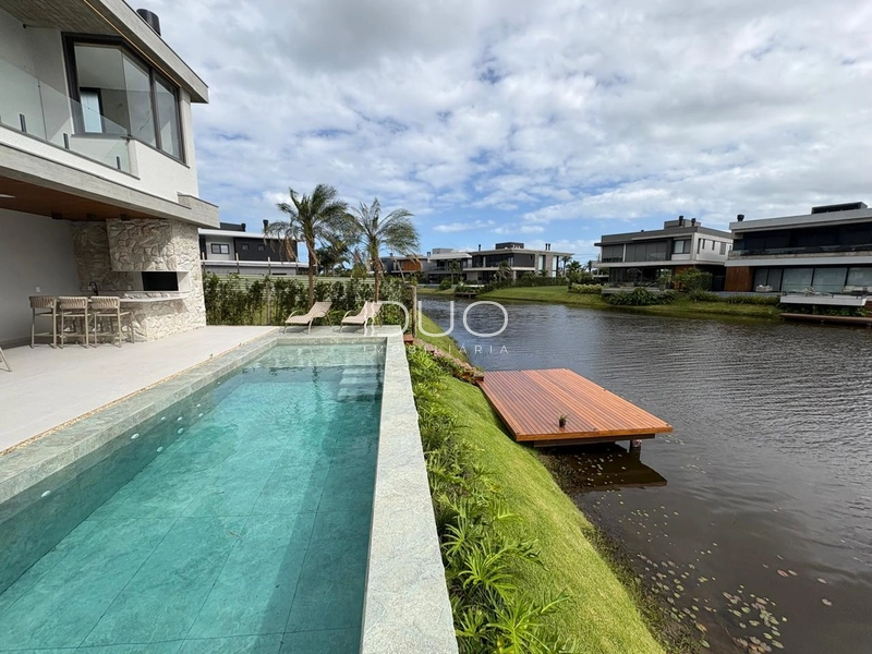 SOBRADO NO CONDOMÍNIO SENSE EM XANGRI-LÁ: 25ª foto da galeria de imagens do imóvel