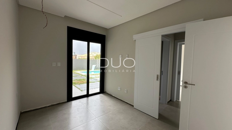 CASA EM XANGRI-LÁ: 11ª foto da galeria de imagens do imóvel