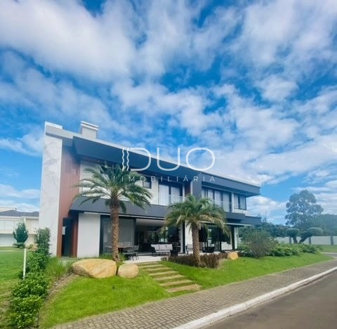 SOBRADO NO CONDOMÍNIO VELAS DA MARINA EM CAPAO DA CANOA