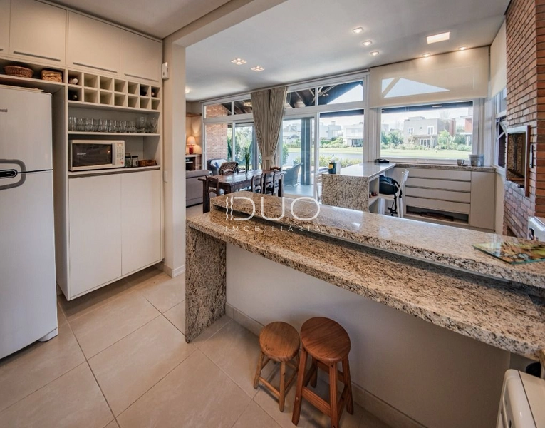 CASA NO CONDOMÍNIO VENTURA CLUB EM XANGRI-LÁ: 16ª foto da galeria de imagens do imóvel