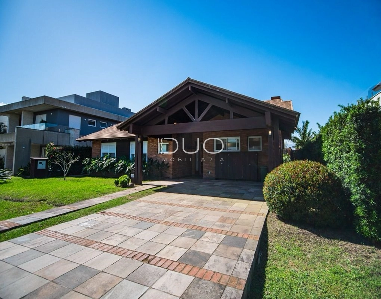 CASA NO CONDOMÍNIO VENTURA CLUB EM XANGRI-LÁ: 2ª foto da galeria de imagens do imóvel