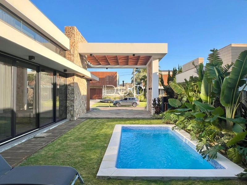 SOBRADO NO CONDOMÍNIO VILLAGIO DE ATLÂNTIDA  EM XANGRI-LÁ: 20ª foto da galeria de imagens do imóvel