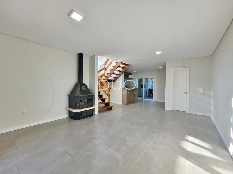 DUPLEX EM XANGRI-LÁ: 12ª foto da galeria de imagens do imóvel