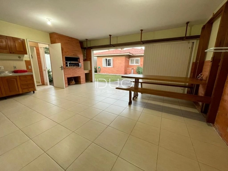 CASA EM XANGRI-LÁ: 14ª foto da galeria de imagens do imóvel