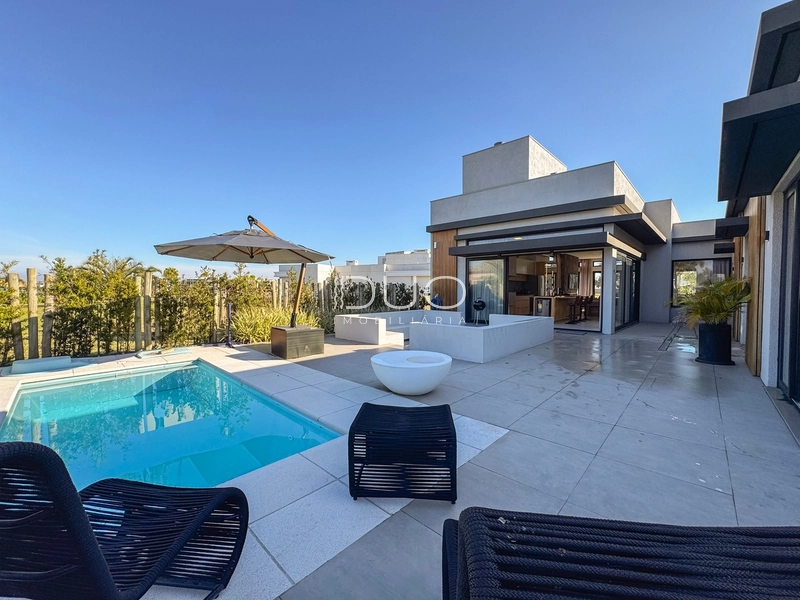 CASA NO CONDOMÍNIO RIVIERA EM XANGRI-LÁ: 24ª foto da galeria de imagens do imóvel