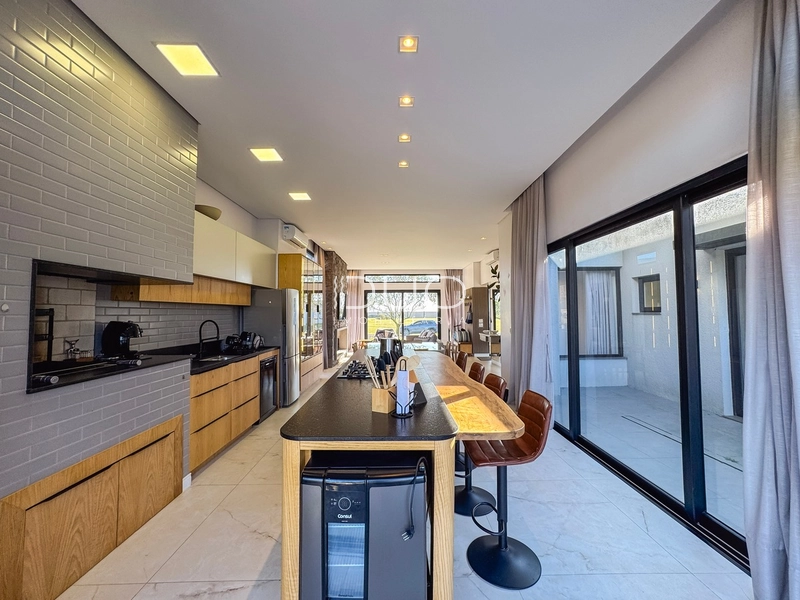 CASA NO CONDOMÍNIO RIVIERA EM XANGRI-LÁ: 15ª foto da galeria de imagens do imóvel