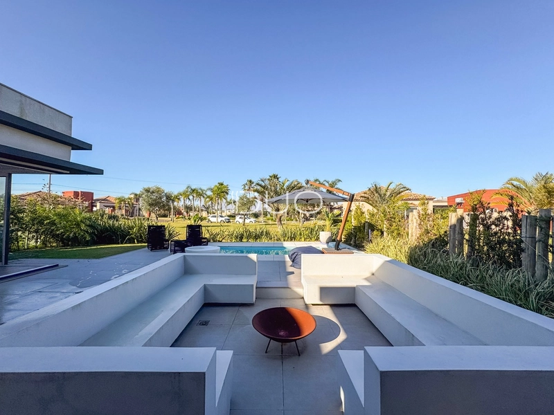 CASA NO CONDOMÍNIO RIVIERA EM XANGRI-LÁ: 21ª foto da galeria de imagens do imóvel