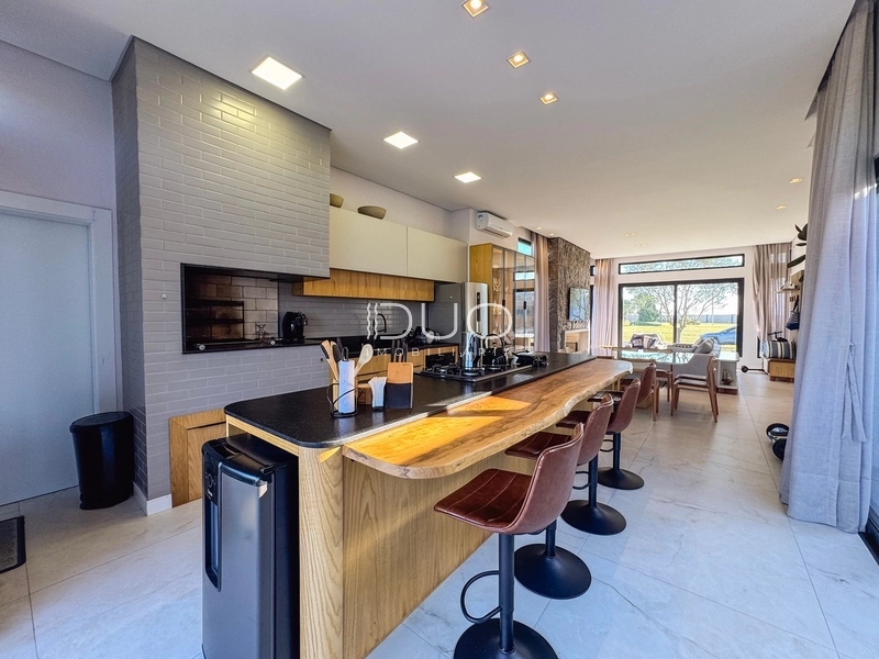 CASA NO CONDOMÍNIO RIVIERA EM XANGRI-LÁ: 14ª foto da galeria de imagens do imóvel