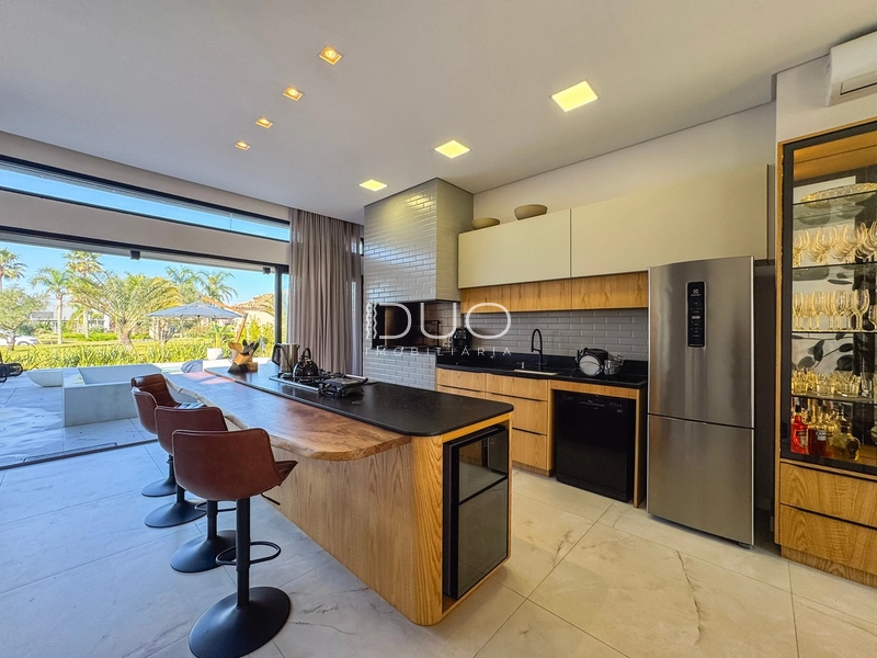 CASA NO CONDOMÍNIO RIVIERA EM XANGRI-LÁ: 12ª foto da galeria de imagens do imóvel