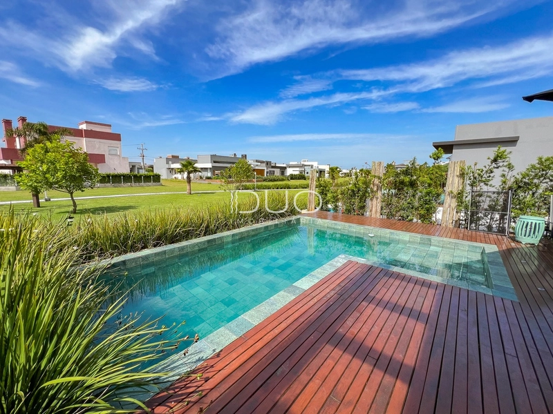 CASA NO CONDOMÍNIO RIVIERA EM XANGRI-LÁ: 32ª foto da galeria de imagens do imóvel