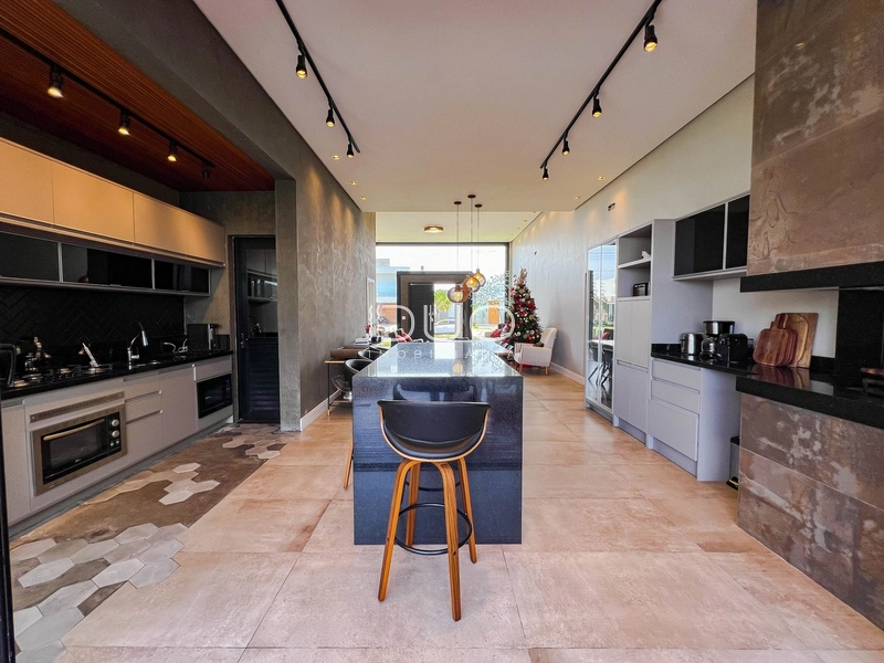 CASA NO CONDOMÍNIO RIVIERA EM XANGRI-LÁ: 12ª foto da galeria de imagens do imóvel