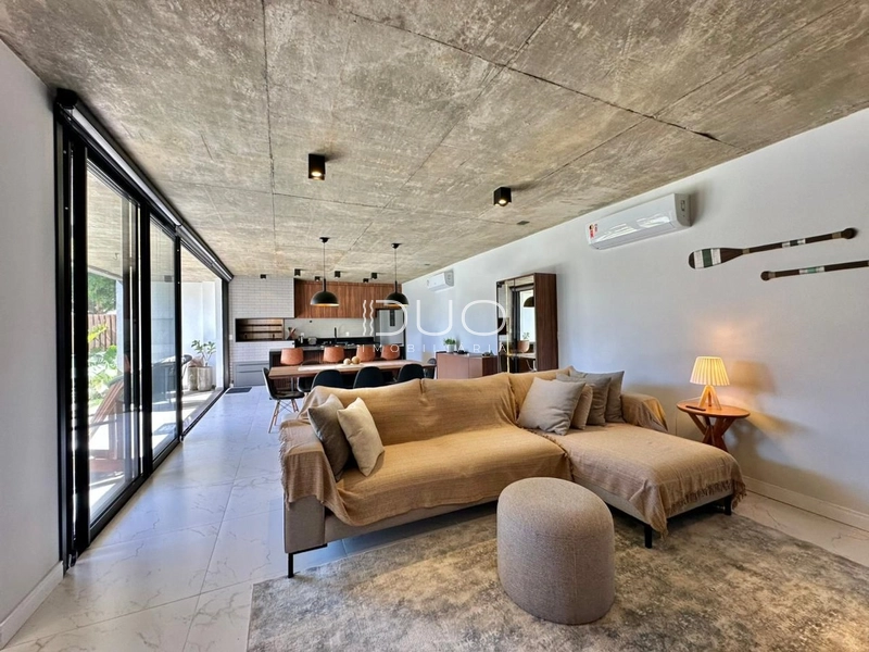 CASA NO CENTRO DE XANGRI-LÁ: 3ª foto da galeria de imagens do imóvel