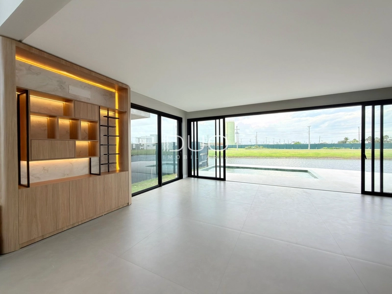 SOBRADO NO CONDOMÍNIO ZEN EM XANGRI-LÁ: 10ª foto da galeria de imagens do imóvel