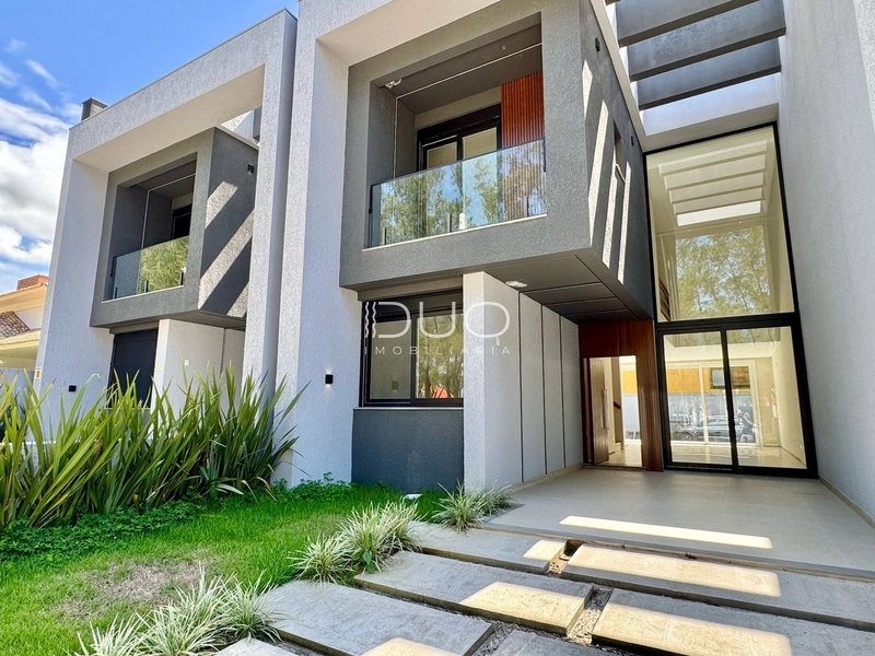 SOBRADO EM XANGRI-LÁ: 2ª foto da galeria de imagens do imóvel