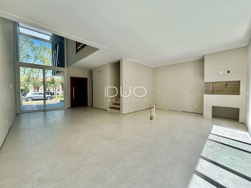 SOBRADO EM XANGRI-LÁ: 5ª foto da galeria de imagens do imóvel