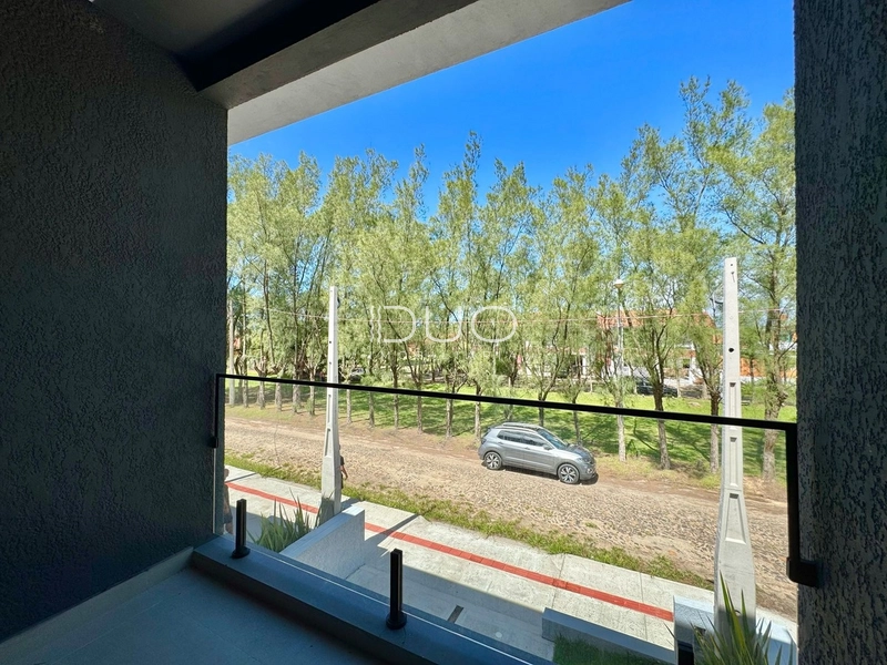 SOBRADO EM XANGRI-LÁ: 14ª foto da galeria de imagens do imóvel