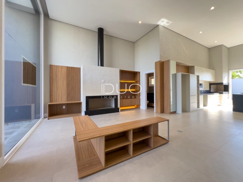 CASA NO CENTRO DE XANGRI-LA: 10ª foto da galeria de imagens do imóvel
