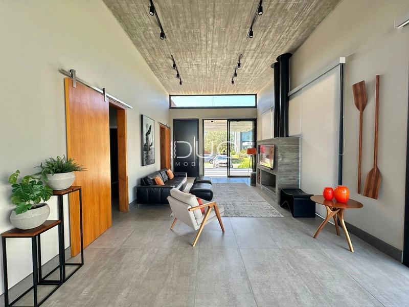 CASA NO CONDOMÍNIO CAPÃO ILHAS EM CAPÃO DA CANOA: 7ª foto da galeria de imagens do imóvel