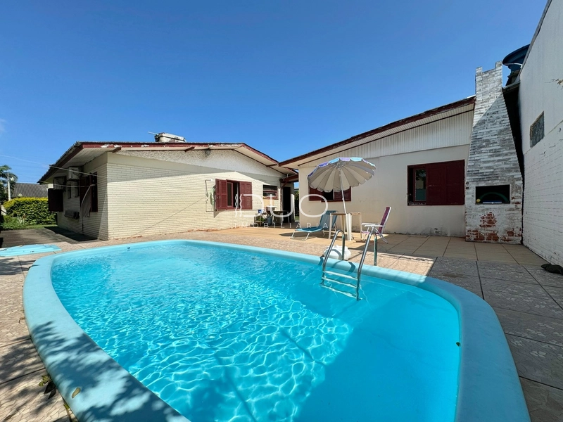 CASA EM XANGRI-LÁ: 15ª foto da galeria de imagens do imóvel