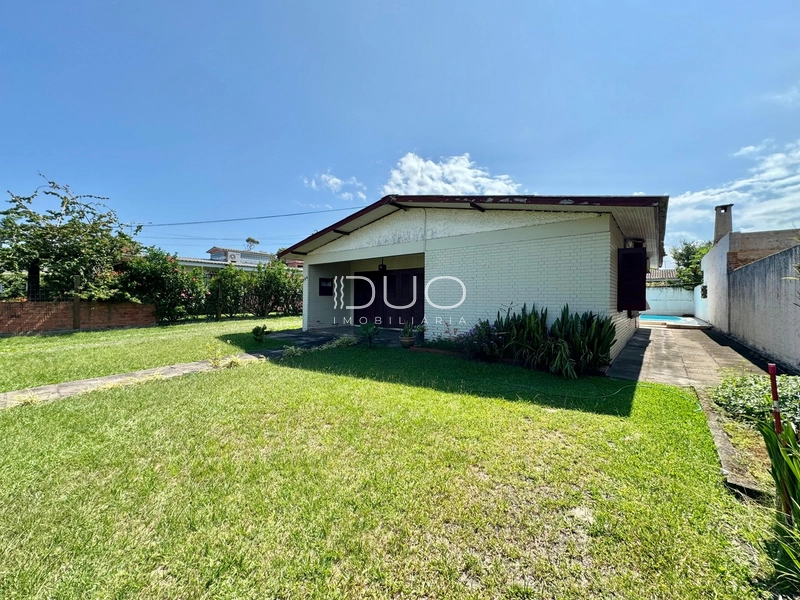 CASA EM XANGRI-LÁ: 4ª foto da galeria de imagens do imóvel