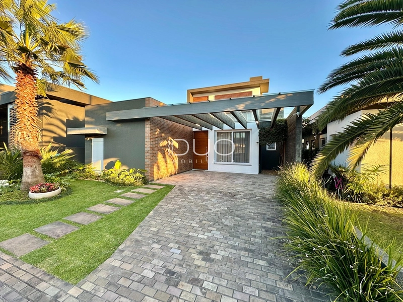 CASA NO CONDOMÍNIO CAPÃO ILHAS RESORT