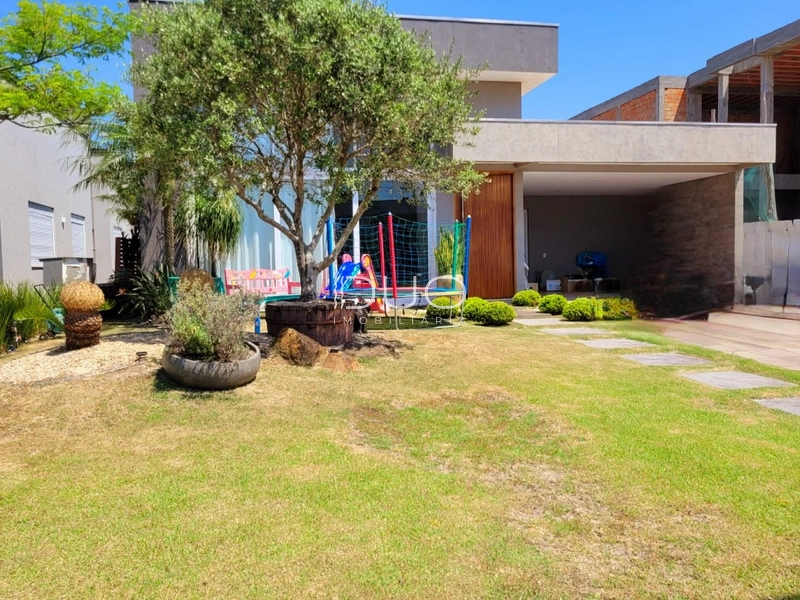 CASA NO CONDOMÍNIO DUBAI RESORT EM CAPÃO DA CANOA