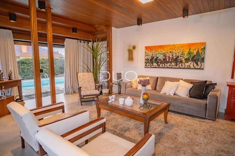 CASA EM XANGRI-LÁ: 6ª foto da galeria de imagens do imóvel