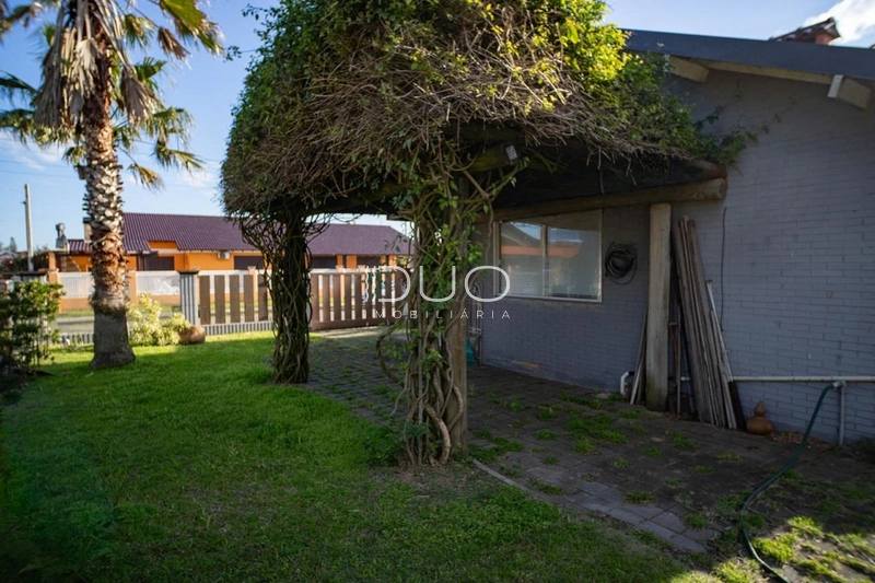 CASA EM XANGRI-LÁ: 18ª foto da galeria de imagens do imóvel