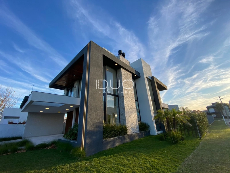 SOBRADO NO CONDOMÍNIO BLUE EM XANGRI-LÁ: 29ª foto da galeria de imagens do imóvel