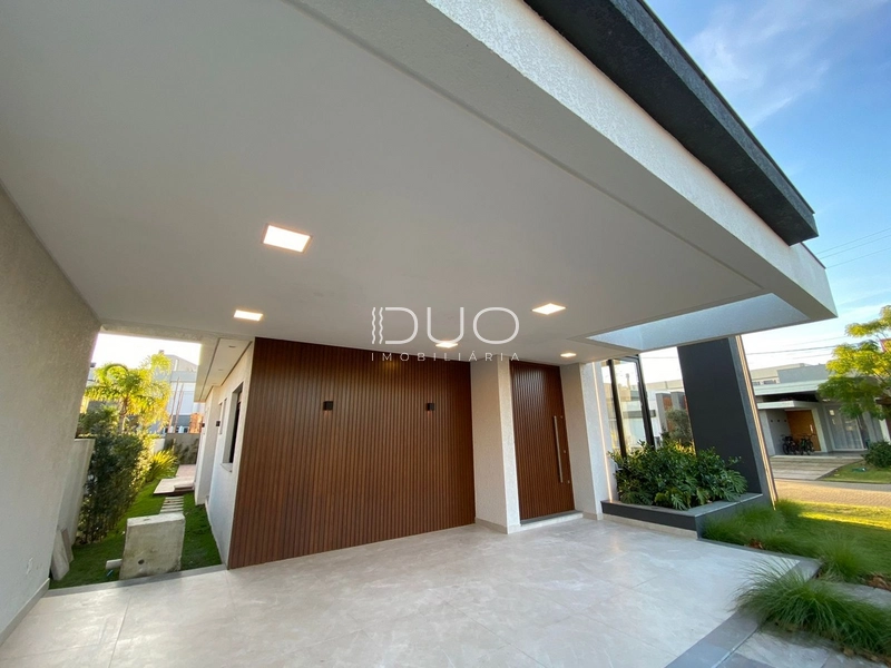 SOBRADO NO CONDOMÍNIO BLUE EM XANGRI-LÁ: 4ª foto da galeria de imagens do imóvel