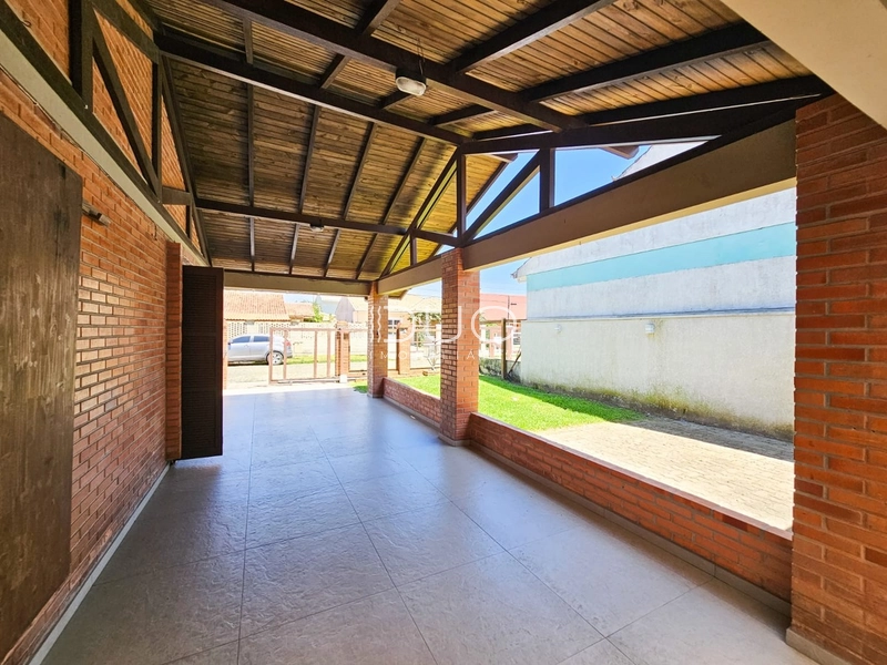 SOBRADO EM XANGRI-LÁ: 10ª foto da galeria de imagens do imóvel