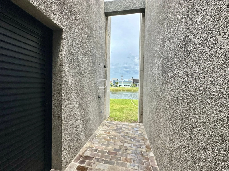 CASA NO CONDOMÍNIO RIVIERA EM XANGRI-LÁ: 49ª foto da galeria de imagens do imóvel
