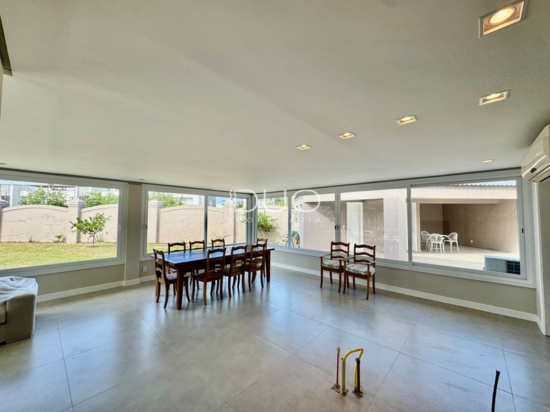 CASA COM 04 SUÍTES EM CONDOMÍNIO: 7ª foto da galeria de imagens do imóvel