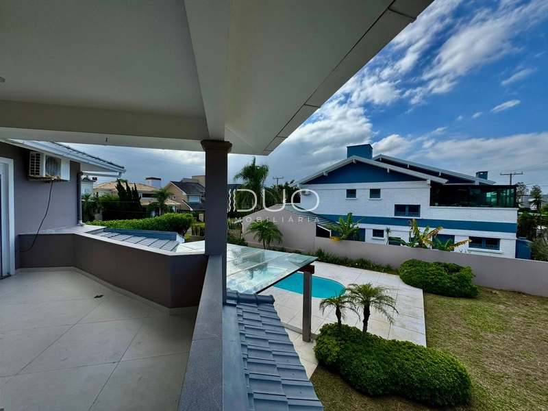 CASA COM 04 SUÍTES EM CONDOMÍNIO: 15ª foto da galeria de imagens do imóvel