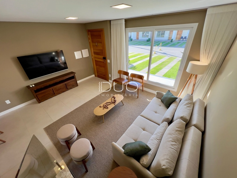 CASA NO CONDOMÍNIO MURANO EM CAPÃO DA CANOA