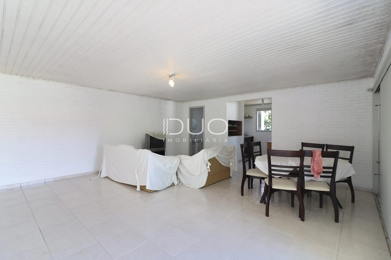 CASA EM XANGRI-LÁ: 9ª foto da galeria de imagens do imóvel