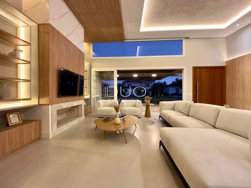 CASA NO CONDOMÍNIO GREEN VILLAGE EM XANGRI-LÁ: 2ª foto da galeria de imagens do imóvel