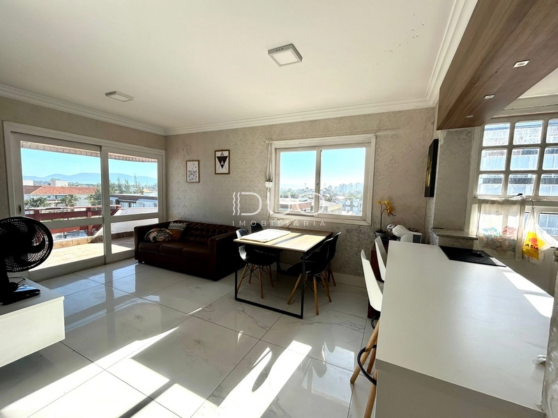DUPLEX EM XANGRI-LÁ: 3ª foto da galeria de imagens do imóvel