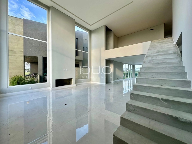 CASA NO CONDOMÍNIO ENSEADA EM XANGRI-LÁ: 4ª foto da galeria de imagens do imóvel