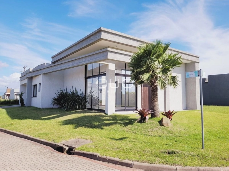 CASA NO BAIRRO PLANEJADO SANTORINI EM XANGRI-LÁ