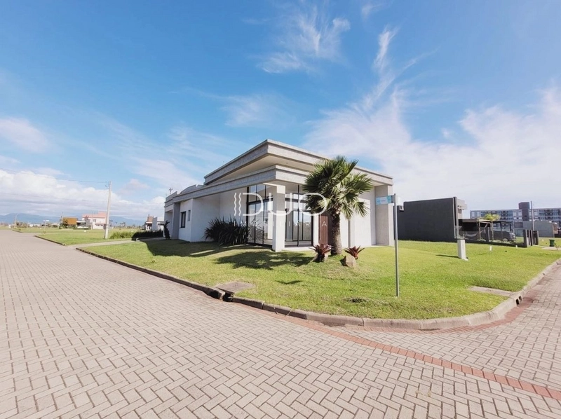 CASA NO BAIRRO PLANEJADO SANTORINI EM XANGRI-LÁ: 2ª foto da galeria de imagens do imóvel