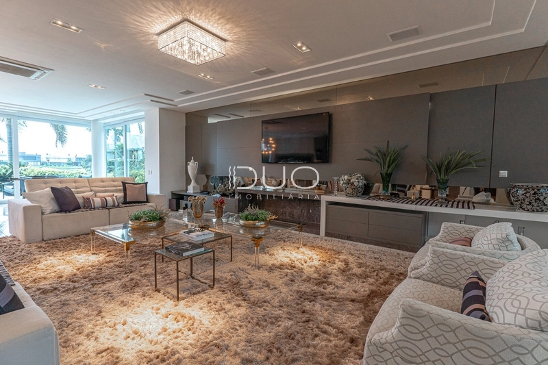 SOBRADO NO CONDOMÍNIO ENSEADA LAGOS EM XANGRI-LÁ: 12ª foto da galeria de imagens do imóvel